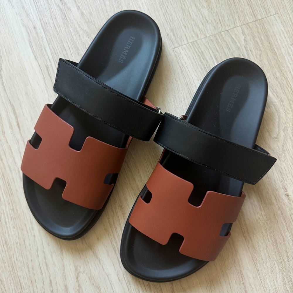 NWT🤎Hermes🤎Two-Tone Leather Chypre Sandal